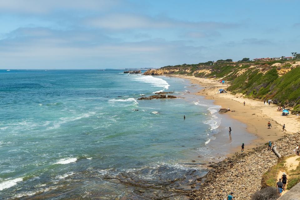 Homes on the bluff at Crystal Cove