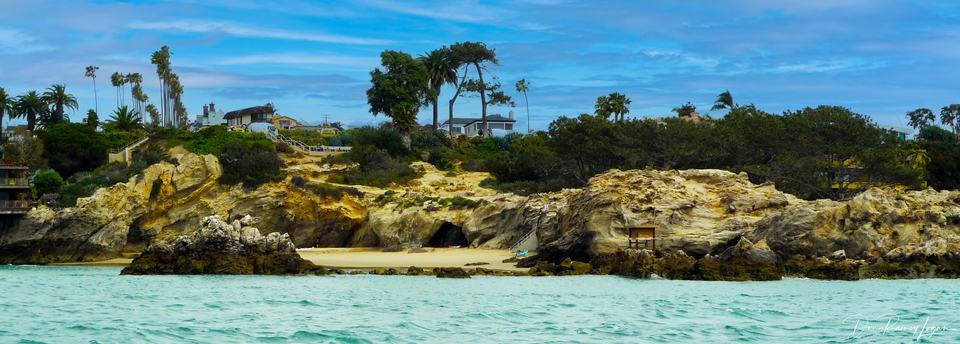 Cliff homes above the water at Corona del Mar