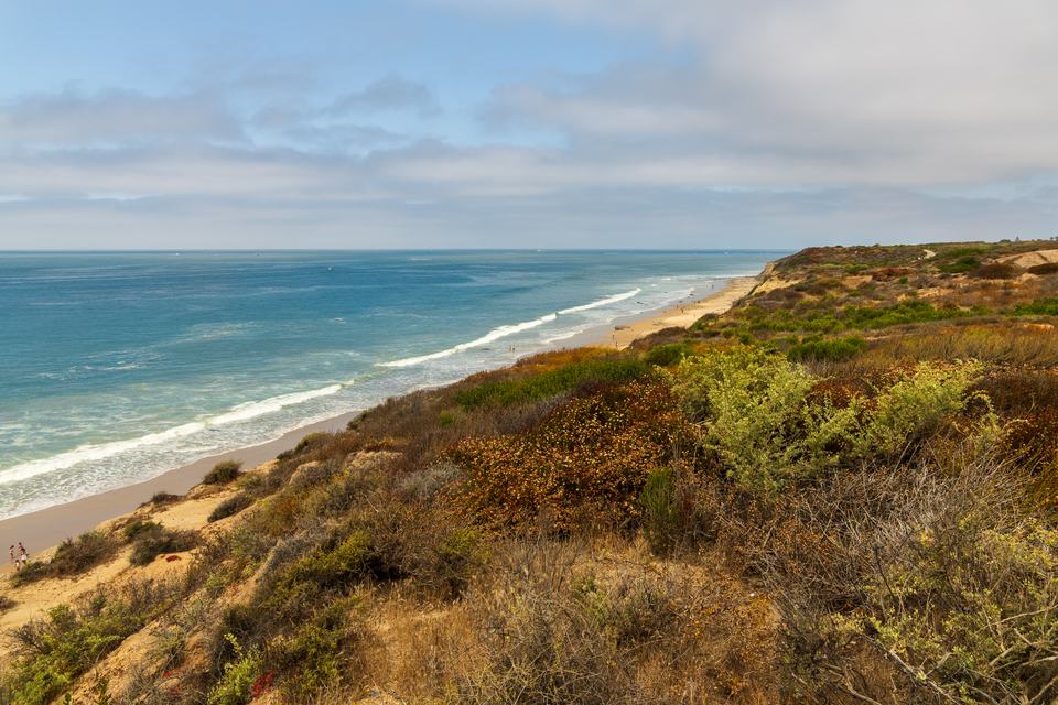 Bluff homes above Crystal Cove beach in Newport Coast