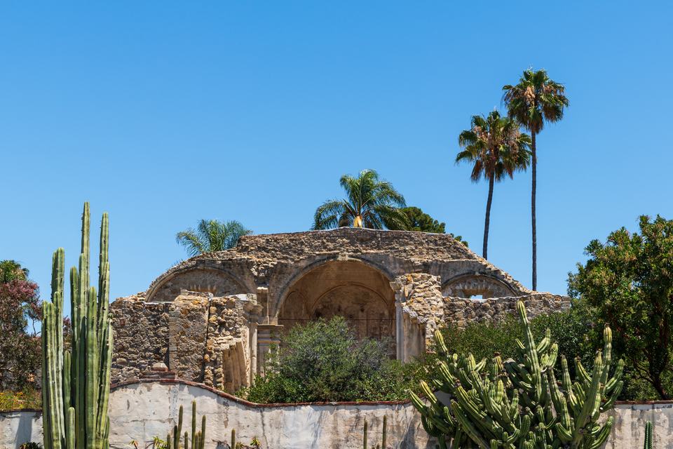 The stone church ruins at Mission San Juan Capistrano